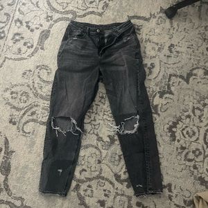 American Eagle ( Black mom Jeans)